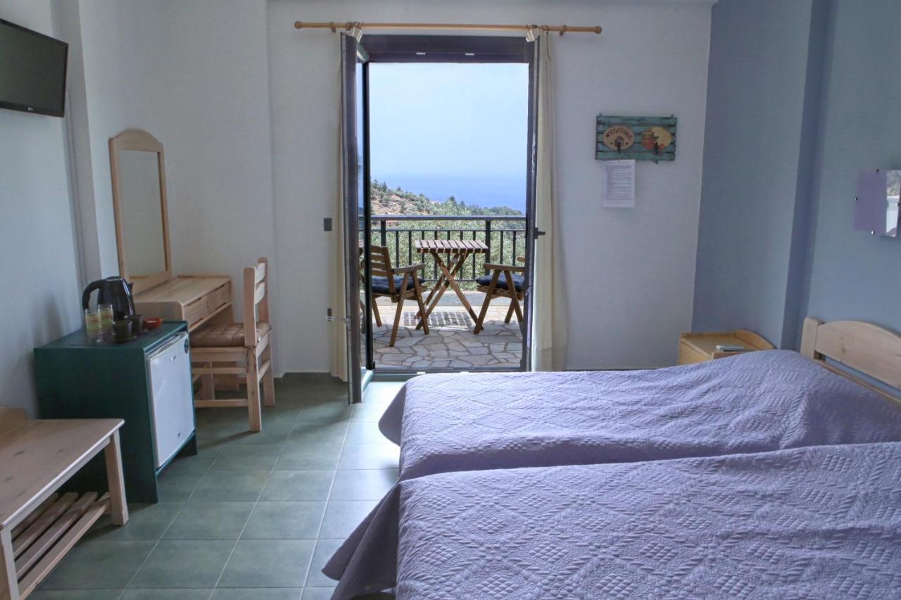 Eri Rooms To Let Raches  Екстер'єр фото
