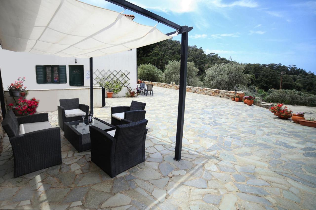 Eri Rooms To Let Raches  Екстер'єр фото