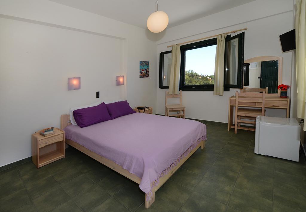 Eri Rooms To Let Raches  Номер фото